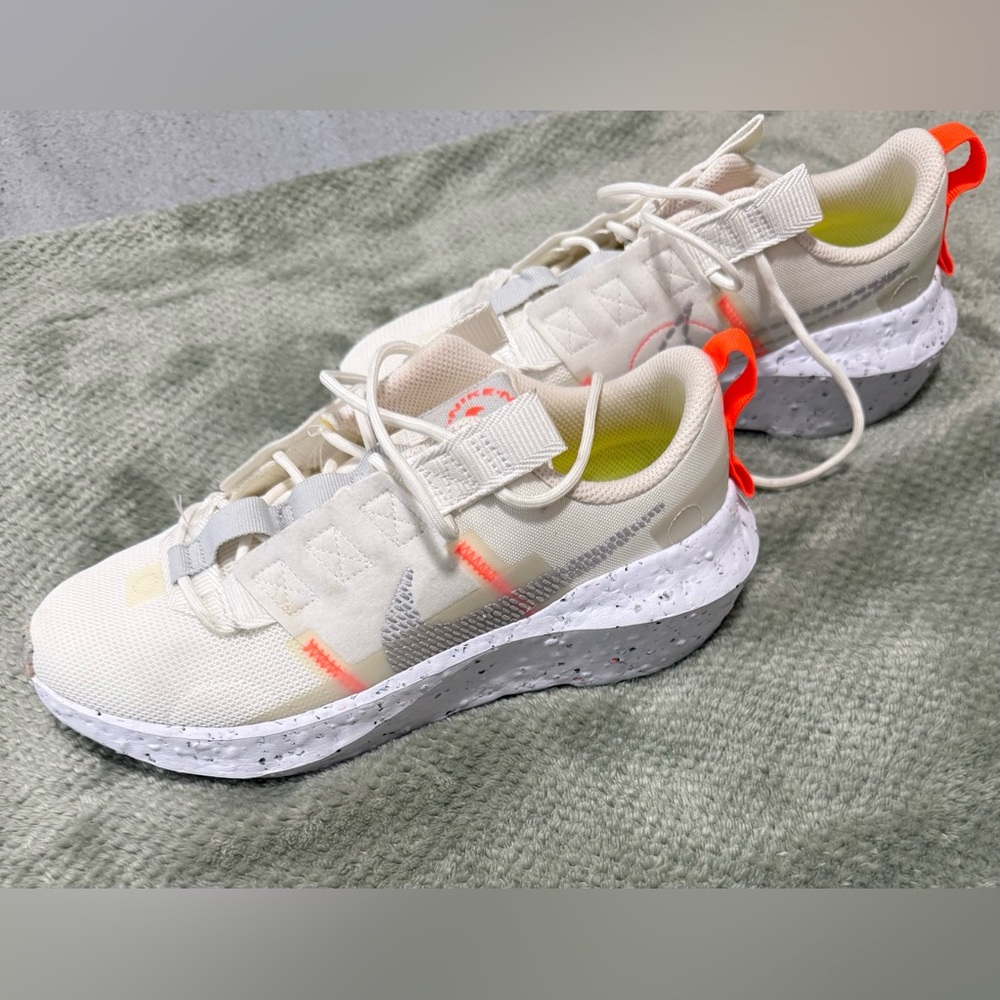 Nike Cream and Neon Orange Athletic Shoes